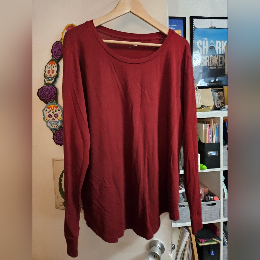 Universal Standard M Maroon long sleeve shirt